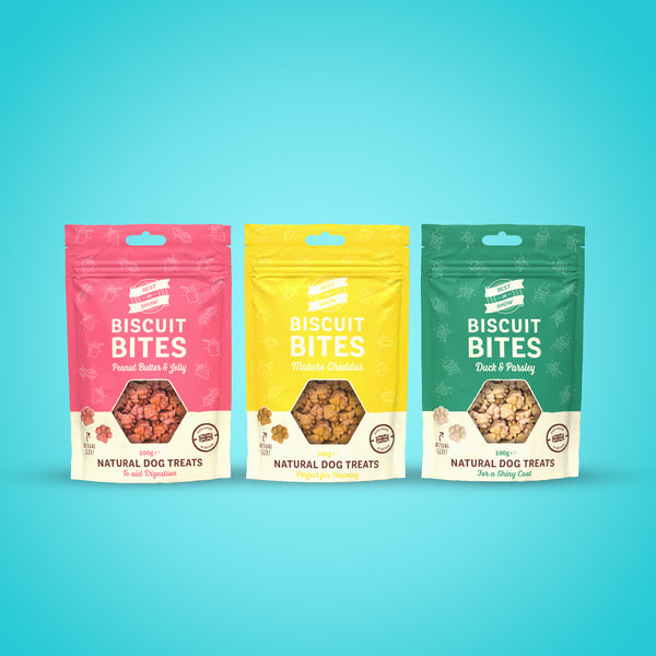 Biscuit Bite Range by Best In Show, a range of dog treats available in 3 different flavours. This 100% natural dog treat is available in mature cheddar, duck & parsley and peanut butter & jelly.