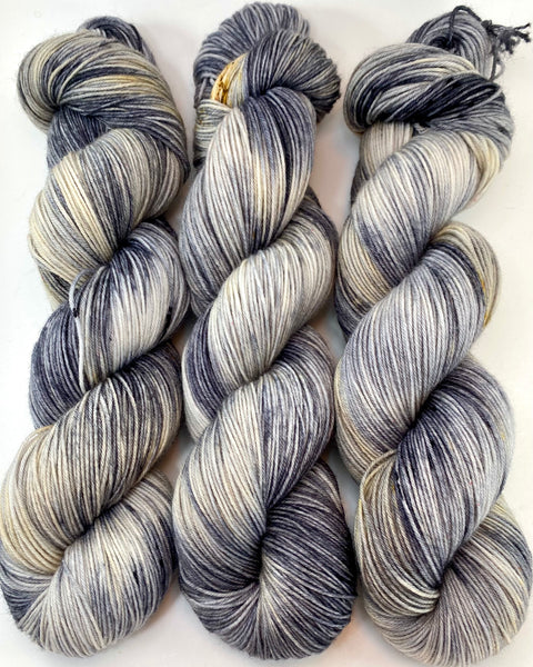 Heathered Black Bray Yarn Dyed Wool Knit | By The Half Yard