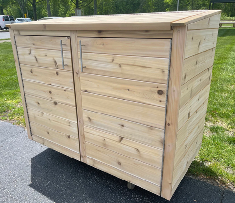 Caja de basura de cedro nudoso de madera