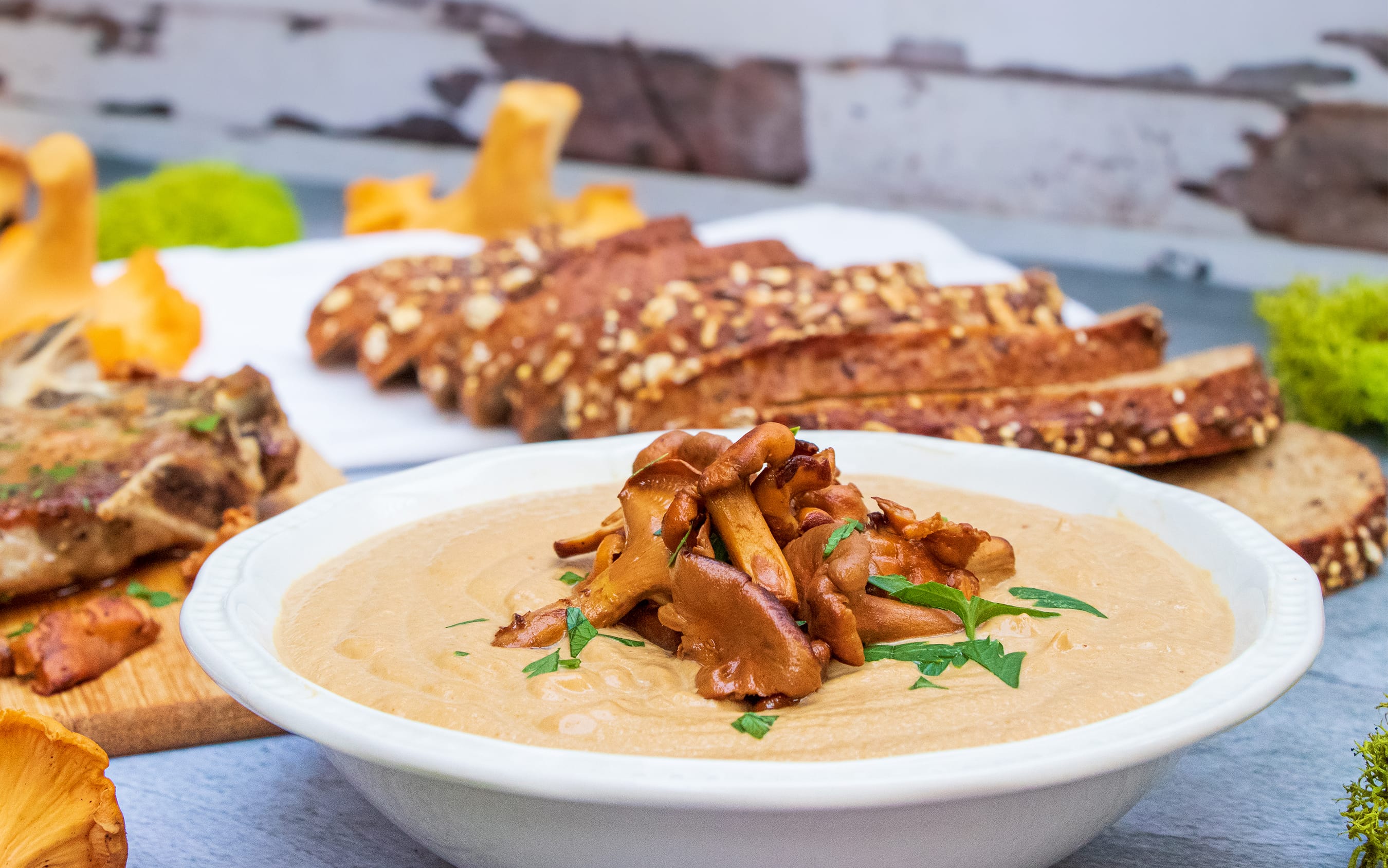 Pork Chops with Chanterelle Cream Sauce | Recipe by FUNGIWOMAN