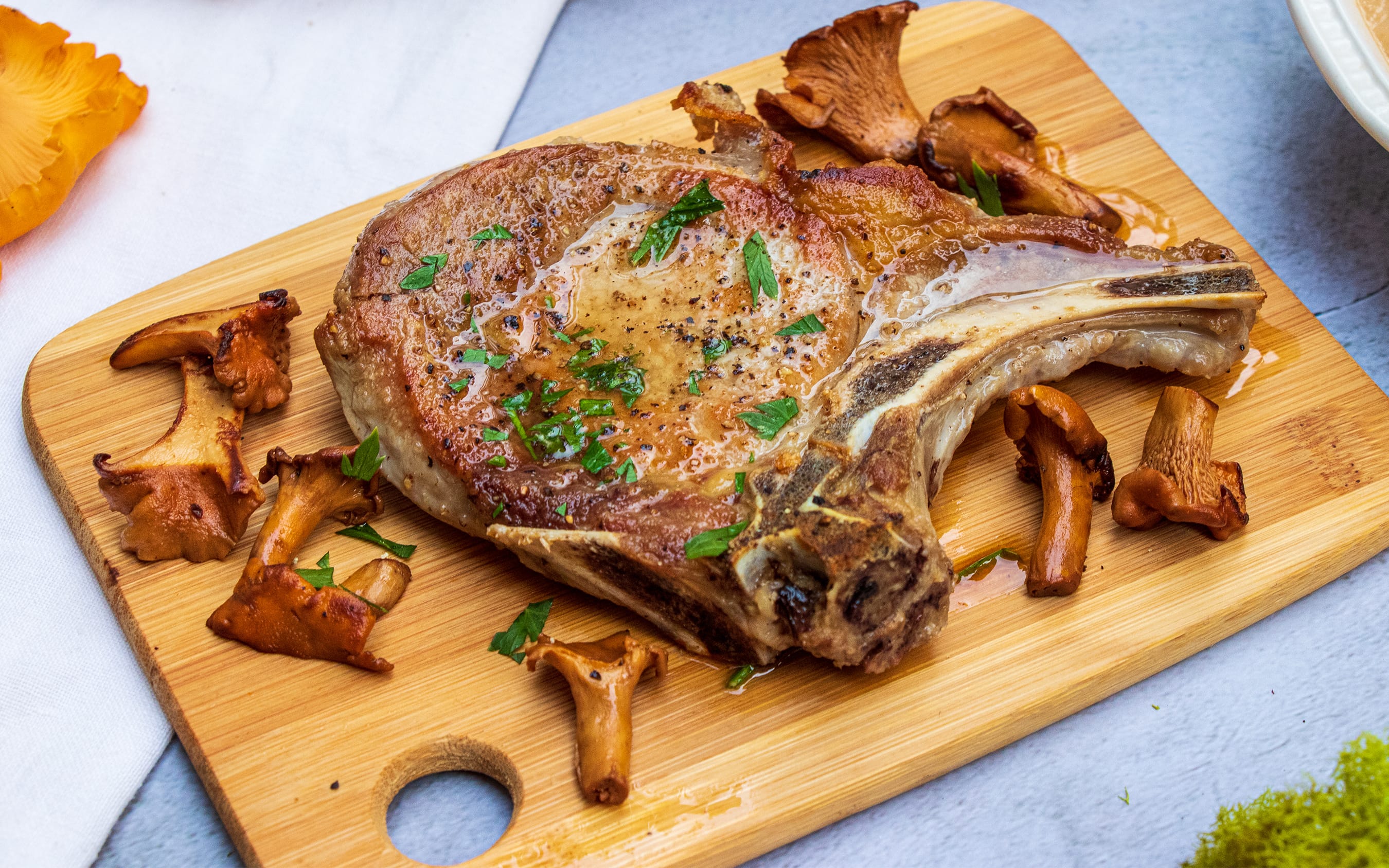 Pork Chops with Chanterelle Cream Sauce | Recipe by FUNGIWOMAN