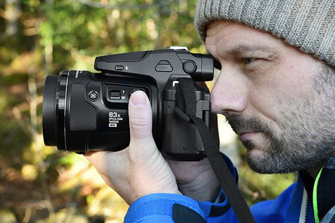 Cámara Digital Nikon COOLPIX P950 Zoom Óptico de 83x