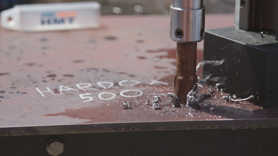 A Step-by-Step Guide to Drilling Holes in Metal