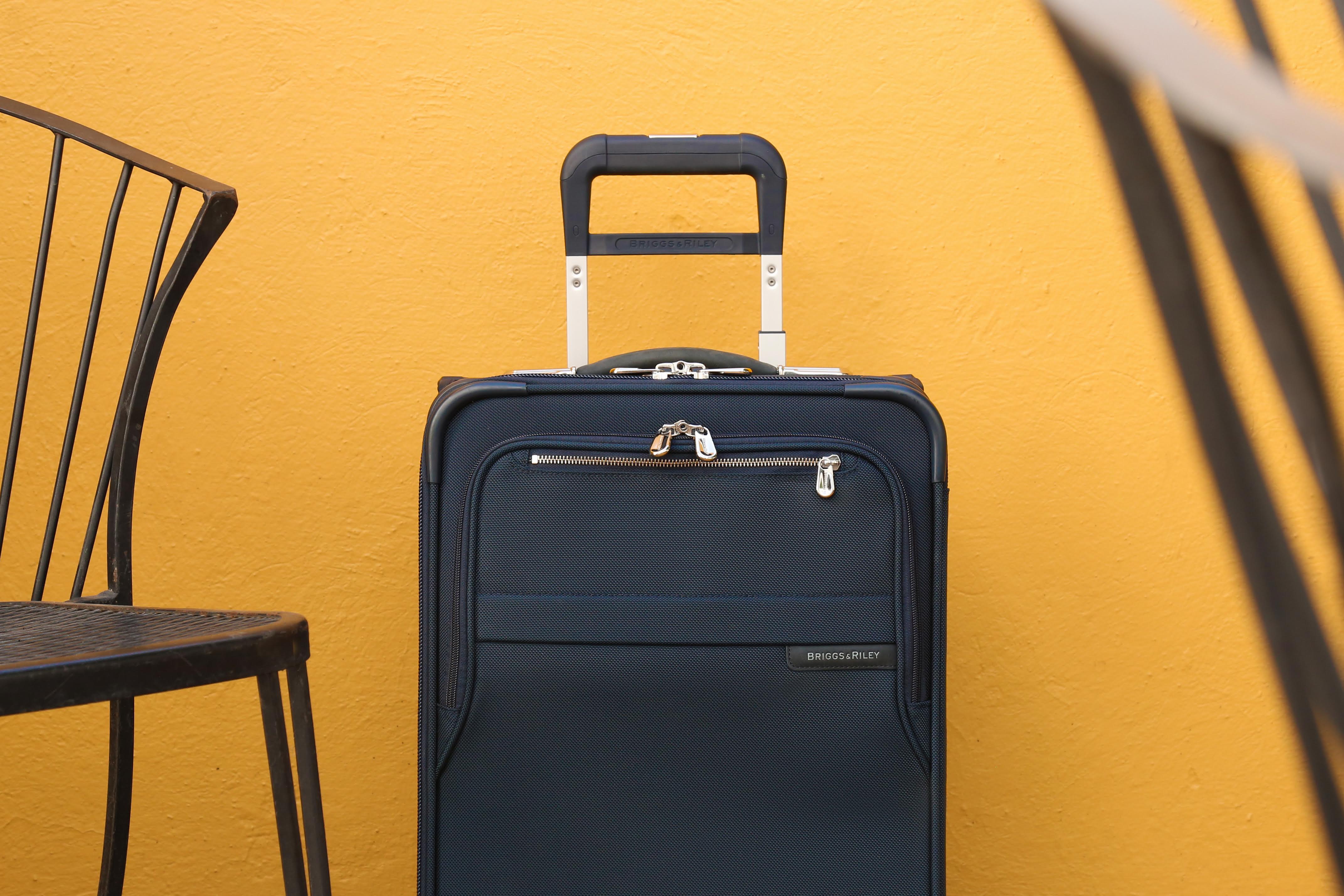 Airline Carry On Luggage Size and Weight Limits: A Detailed Guide