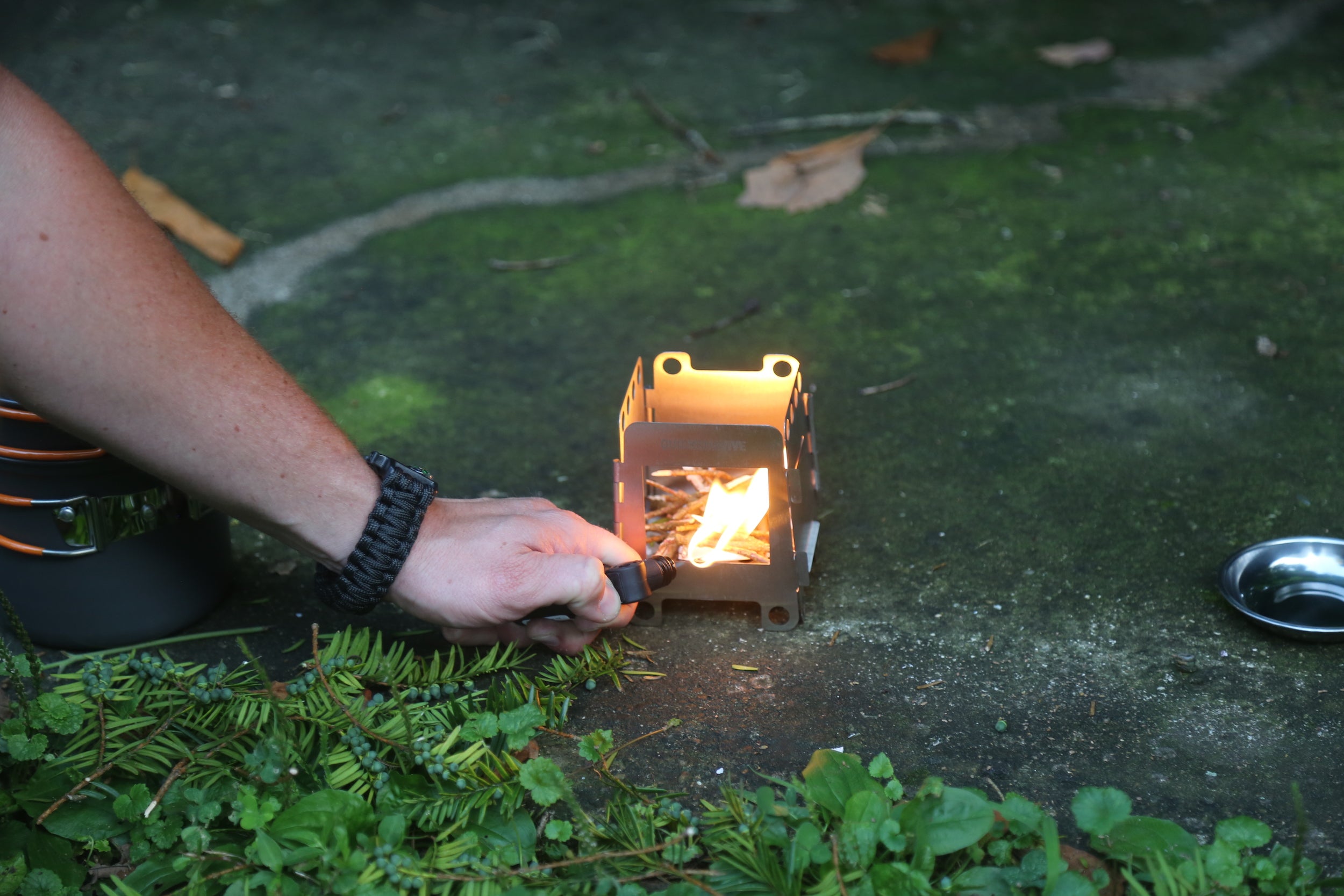 Quick Survive QuickSurvive Portable Mini Wood Burning Survival Stove