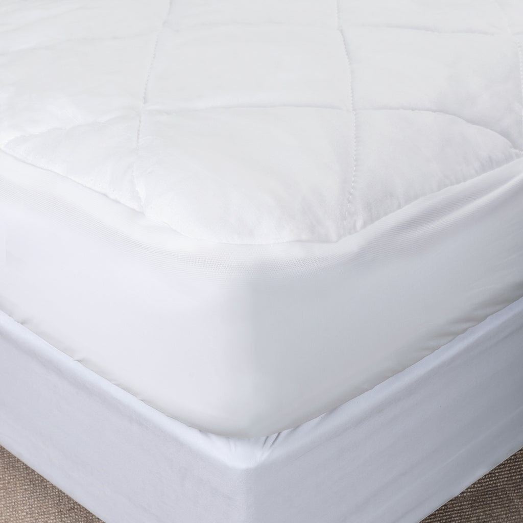 Bamboo Waterproof Mattress Protector with Zipper – DreamField Linen