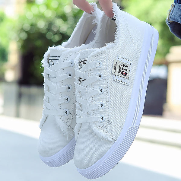 trendy women's sneakers 218