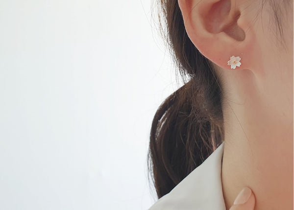 [92.5 Silver] Daffodils Petit Stud Earrings-holiholic.com