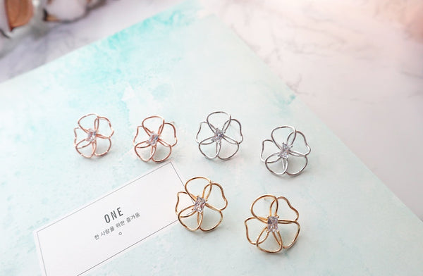 [92.5 Silver] Cherry Blossom Earring-holiholic.com