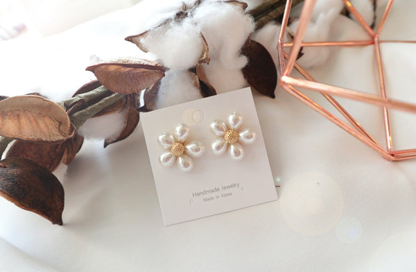 Peony Stud Earrings-holiholic.com