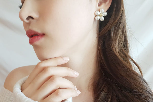 Peony Stud Earrings-holiholic.com