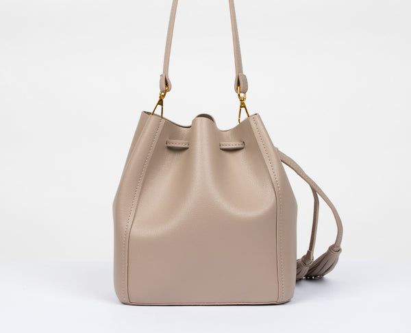 Rebecca Tassel Bucket Bag-holiholi.com