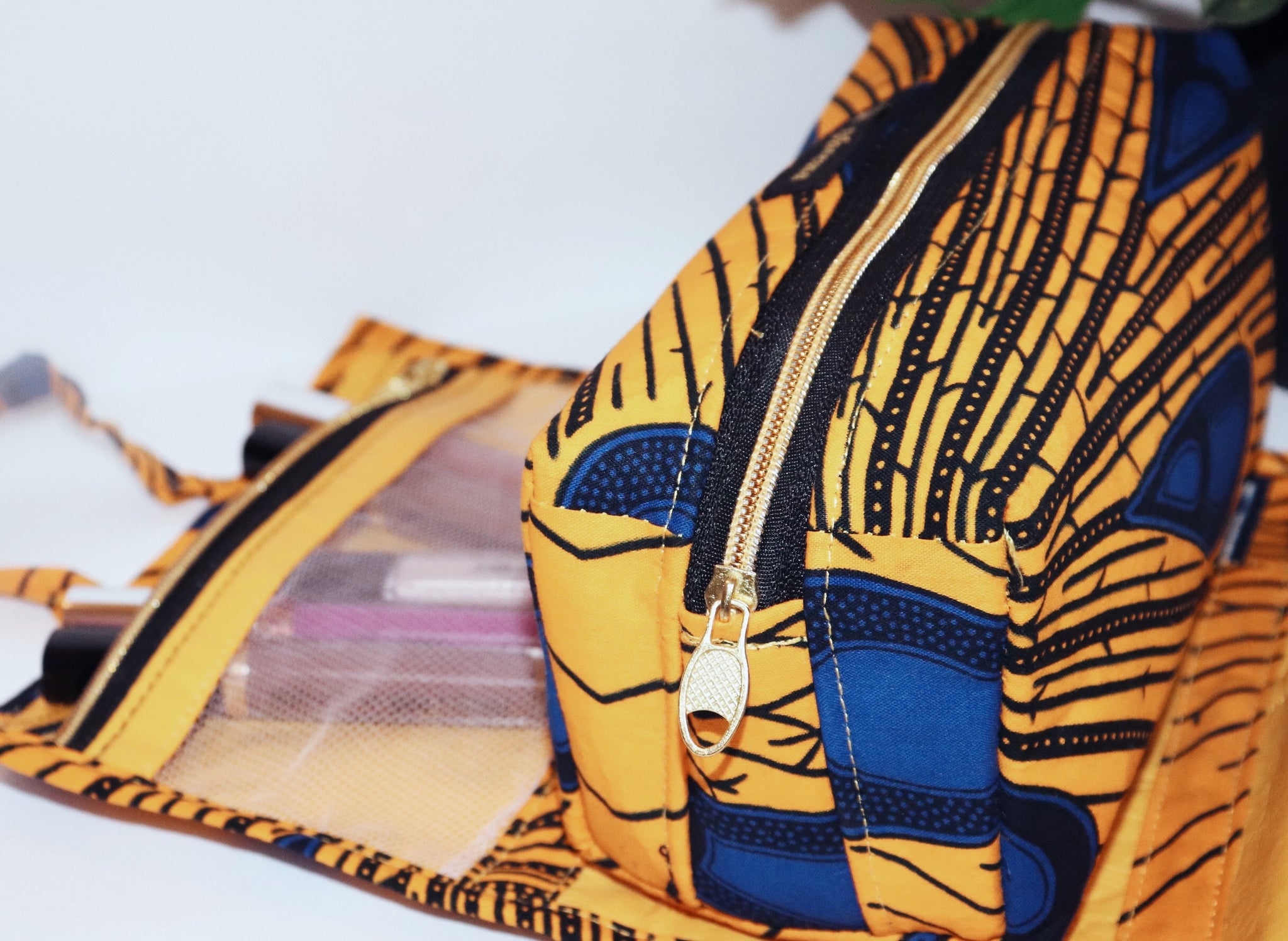 Download Yellow And Blue Makeup Bag Oheemadesigns Yellowimages Mockups
