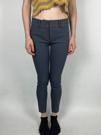 NEW YORK COMPANY - Pantalon De Vestir Gris Acampanado –