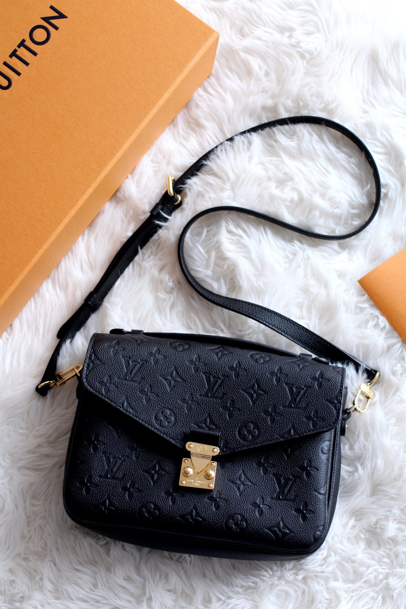 Louis Vuitton Black Monogram Empreinte Leather Pochette Metis Bag - Yoogi's  Closet