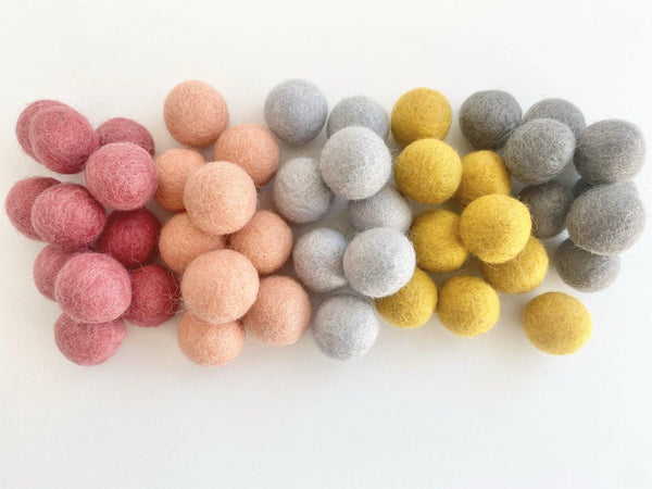 Felt Pom Pom Keyrings – Cool Trade Winds