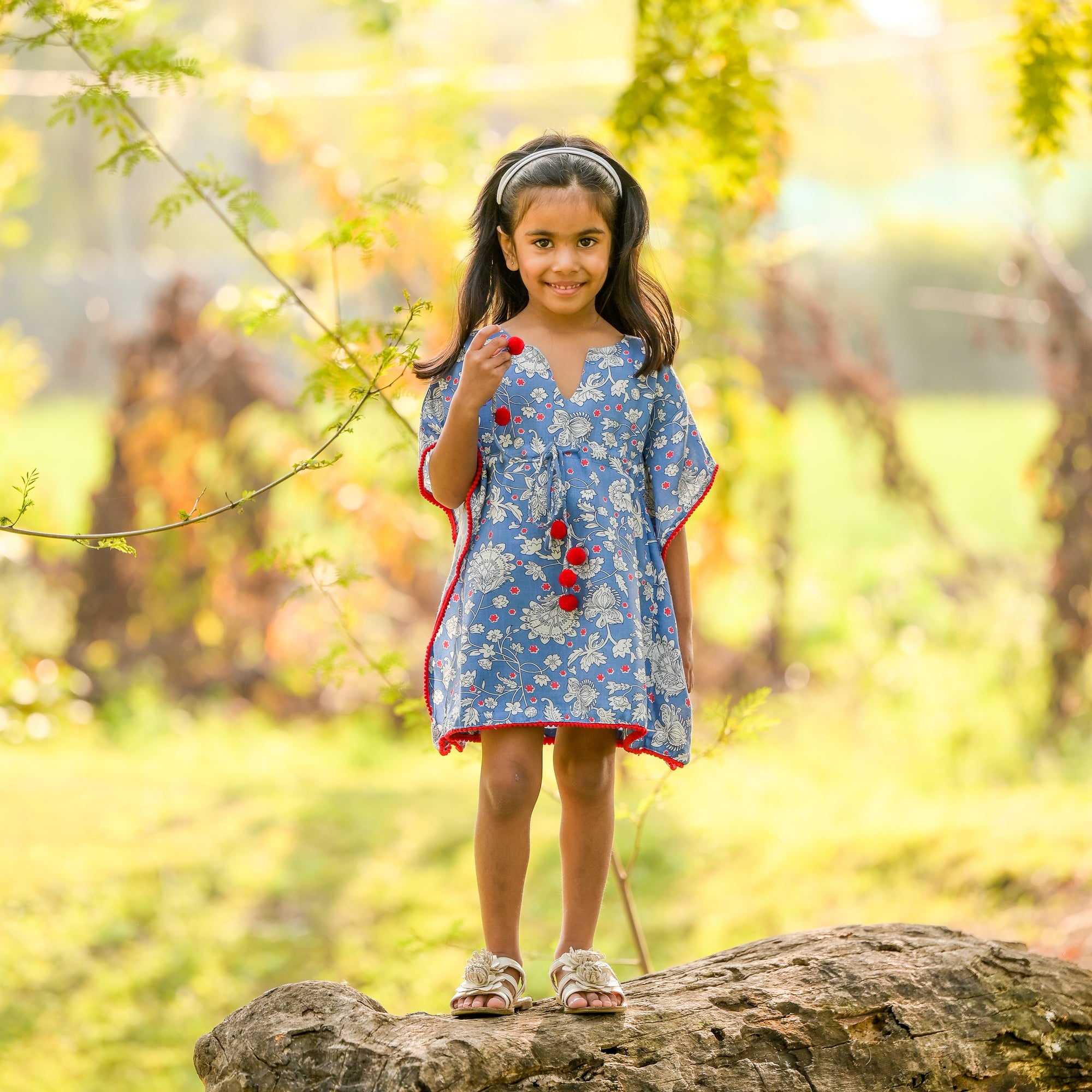 Cotton Crop Top with embroidered Peter Pan Collar - Fairies Forever