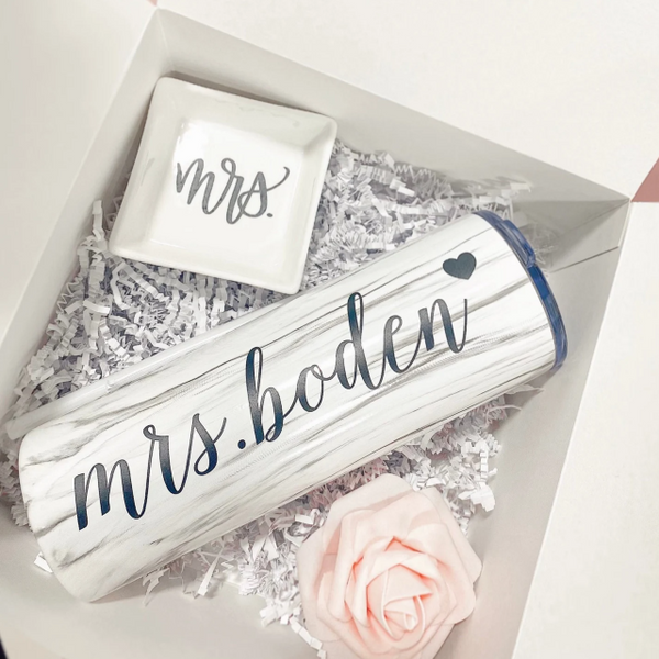 Future Mrs Gift Box Bride Gifts Bridal Shower Gifts Personalized Wifey Gift  Wedding Ring Finger Mug Bride Gift Box Engagement Box Idea 