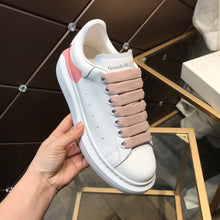 Load image into Gallery viewer, Custom Fashion Sneakers
