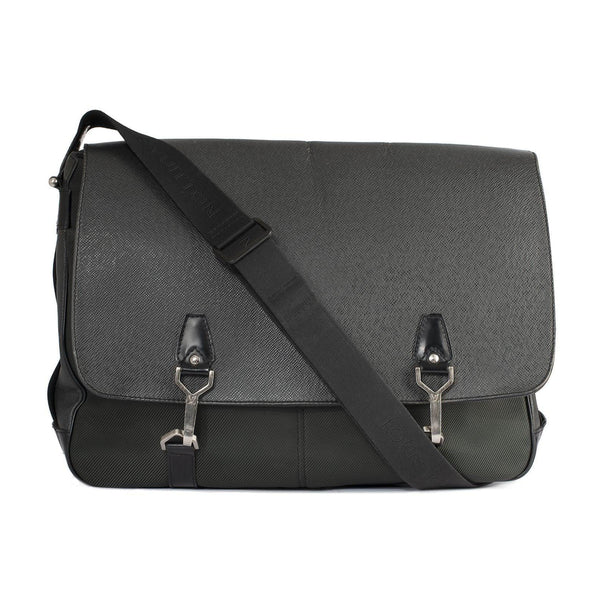 Louis Vuitton Taiga Dersou Messenger Bag — Oliver Jewellery