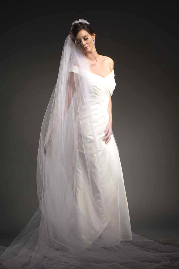 CEARA | Stunning White Cathedral Bridal Wedding Veil w/ Organza flower ...