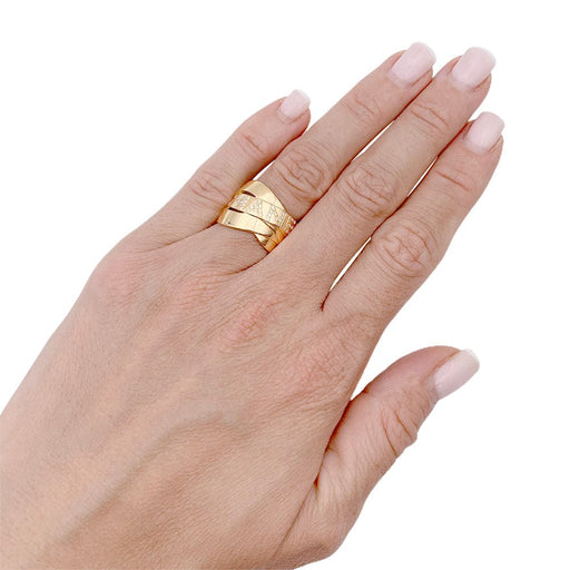 Chanel Vintage 80s Large Chunky Clear Lucite Ring Hammered Goldtone