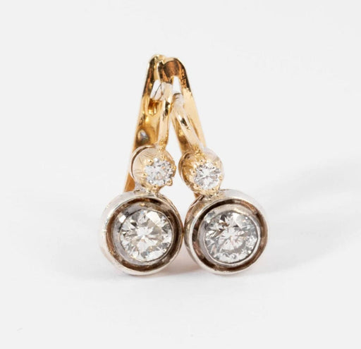 Paire de dormeuses anciennes en or blanc et diamants 2x1,00ct — Bijoux  Anciens Paris : E-shop de Bijoux Anciens & Vintage de luxe