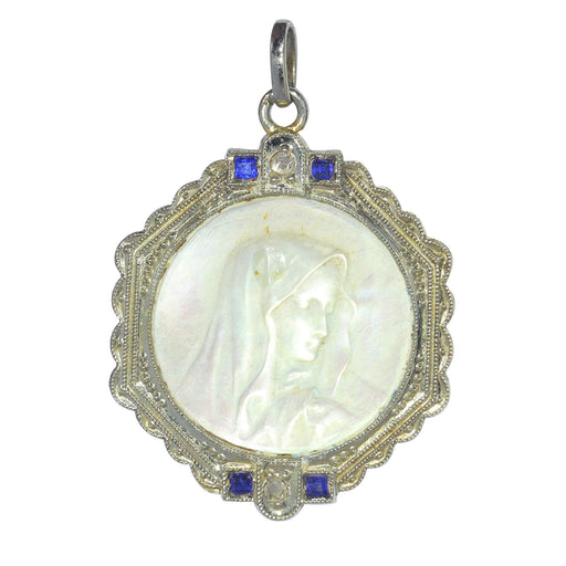 Médaille vintage des années 1960 représentant Saint Christophe en or jaune  — Bijoux Anciens Paris : E-shop de Bijoux Anciens & Vintage de luxe