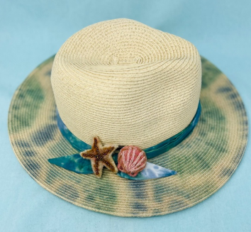 Beach Hat with Brooches