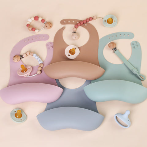 Baby silicone bibs