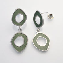 Load image into Gallery viewer, ‘Flat-Boulder’ earrings, double loop, green grey
