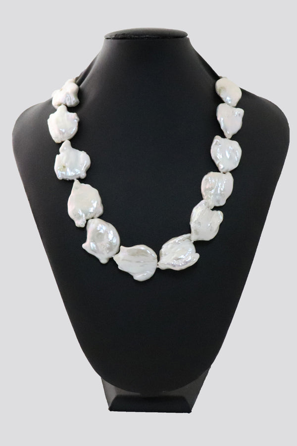 BAROQUE PEARL NECKLACE - Etiquette Boutique