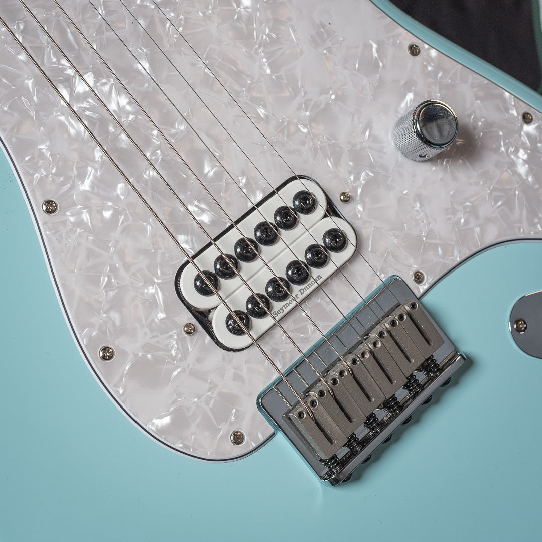 07.21.23 - Fender Artist Tom Delonge Signature-5.jpg__PID:44bfef8e-3e44-4381-85e7-07b3507baa3e