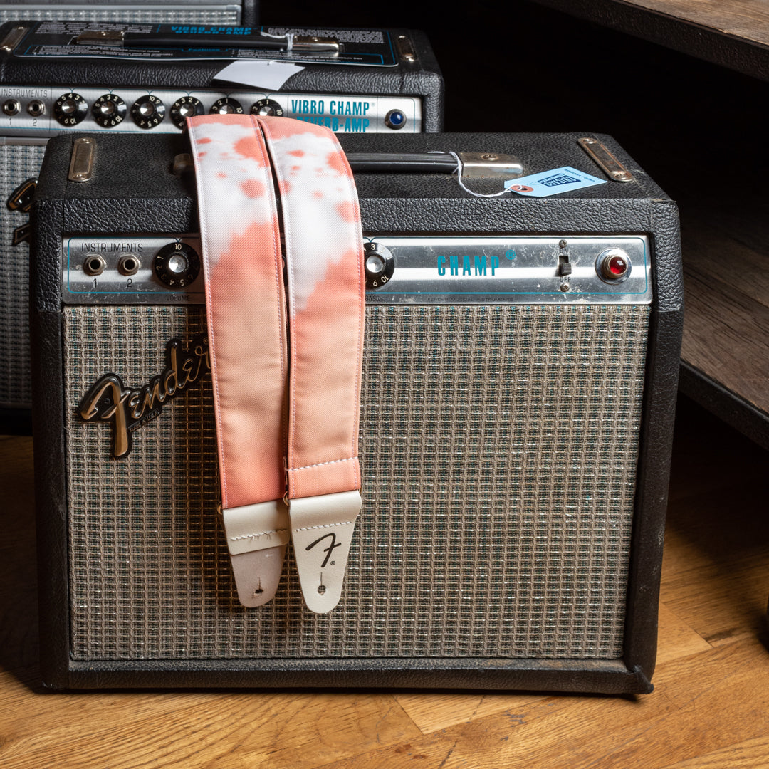 08.16.22-Fender Tie Dye Acid Wash Guitar Strap Pacific Peach CME Exclusive-0990637282 (1).jpg__PID:9d767632-daa6-47fc-845e-5f60990de167