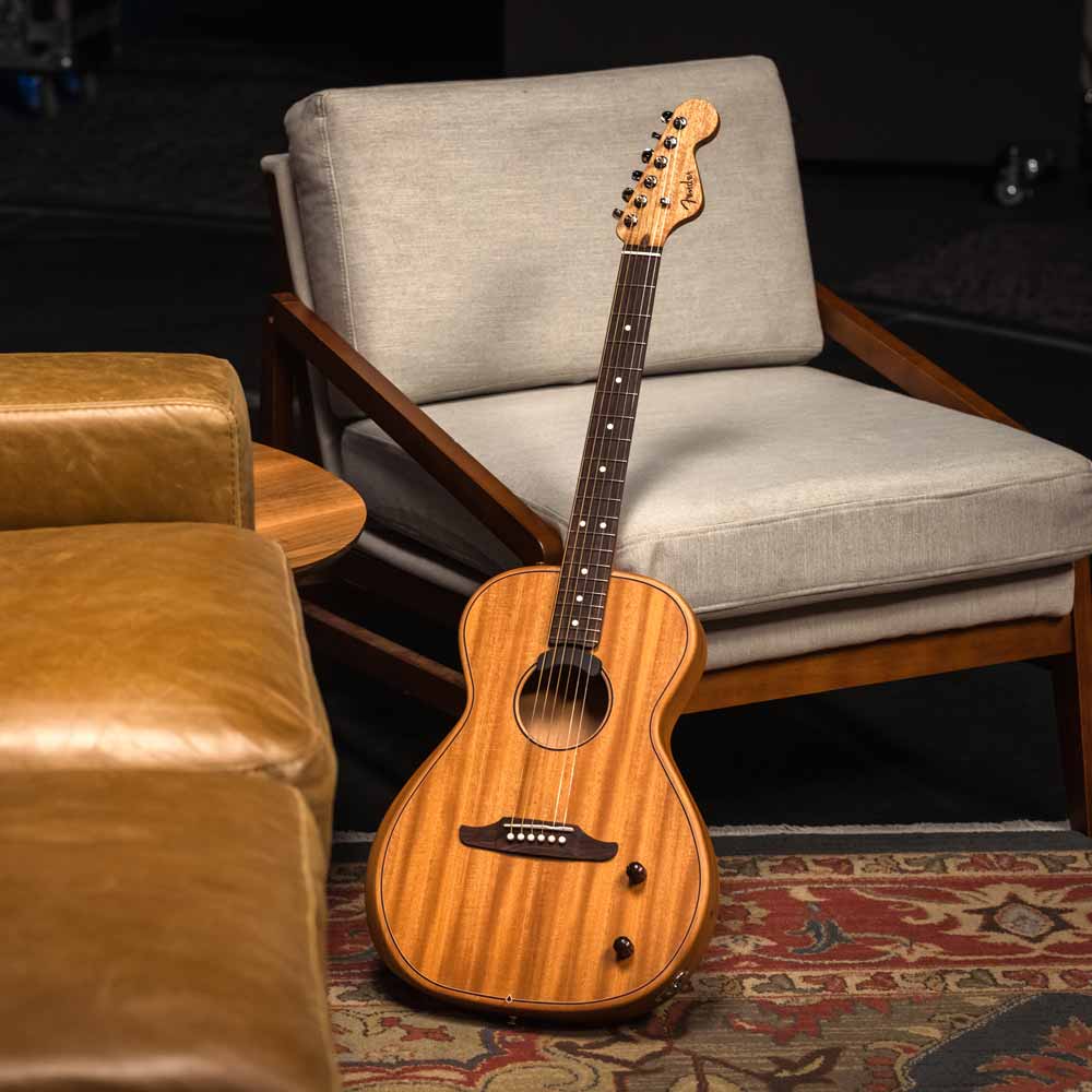 Fender_HighwaySeries_Acoustics_Lifestyle_16.jpg__PID:72cb4678-35f0-4933-a7ea-0608ef331719