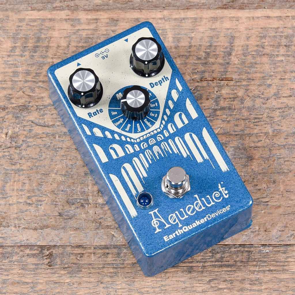 Earthquaker Devices Aqueduct Vibrato