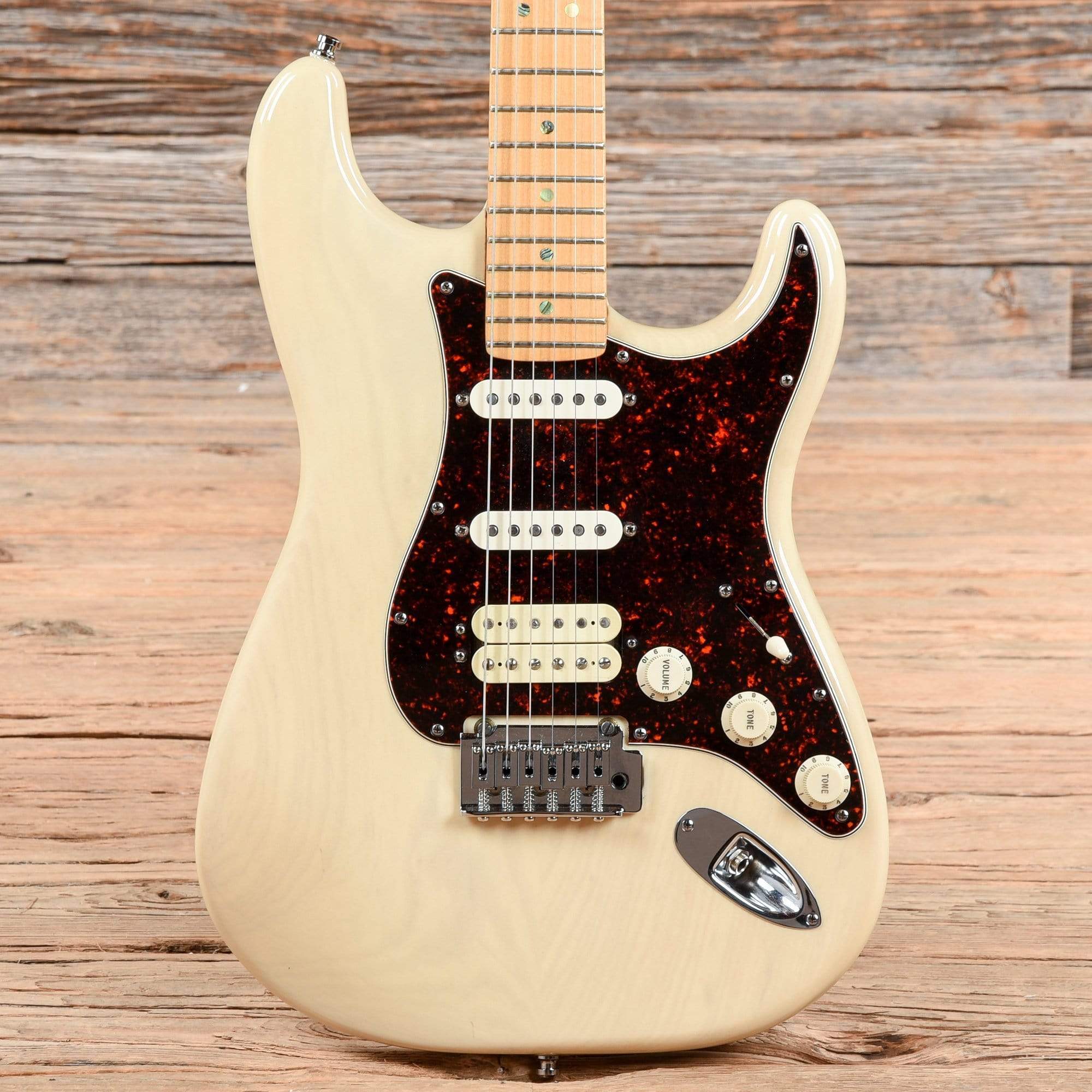 Fender American Deluxe Fat Stratocaster White Blonde 1999