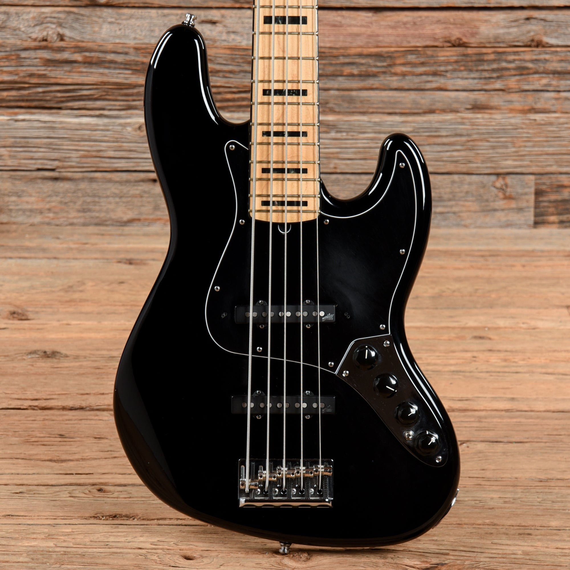 2012 fender american deluxe jazz bass