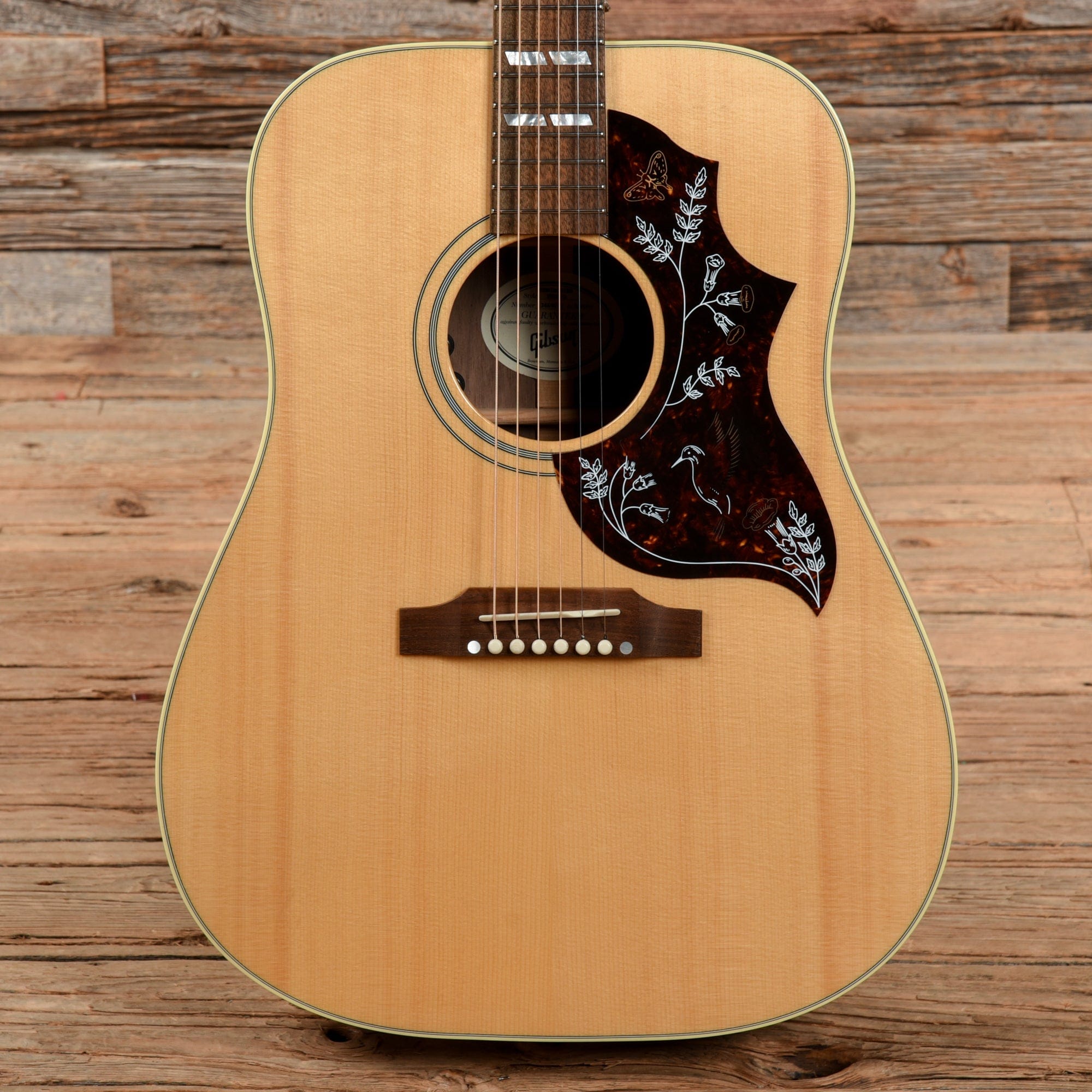 Gibson Hummingbird Studio Walnut Natural 2017 – Chicago Music Exchange