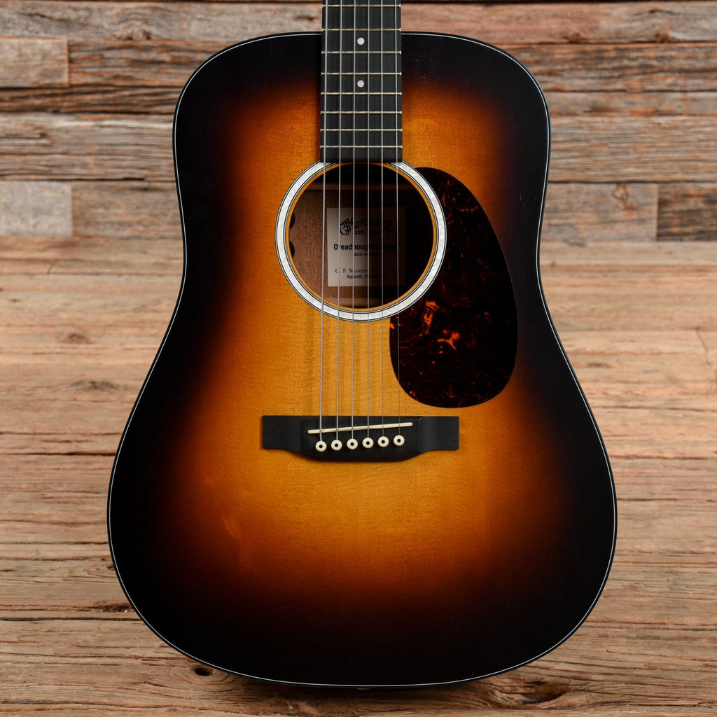 Martin DJR-10E Dreadnought Junior Sunburst 2020 – Chicago Music