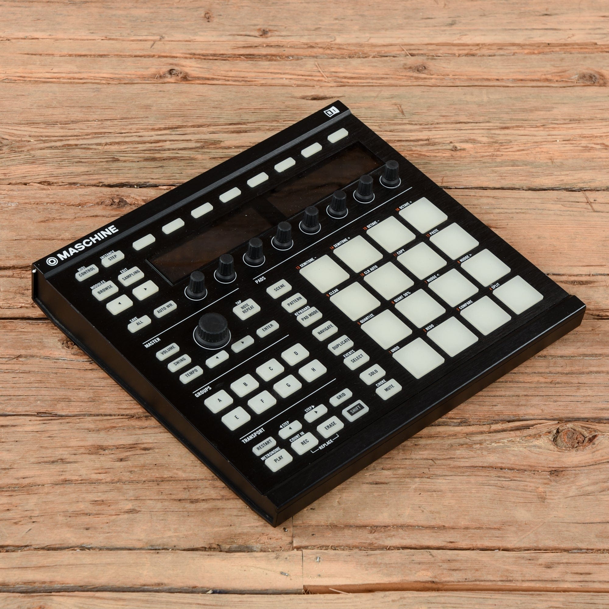 Native Instruments Maschine mkII Groove Production Studio – Chicago Music  Exchange