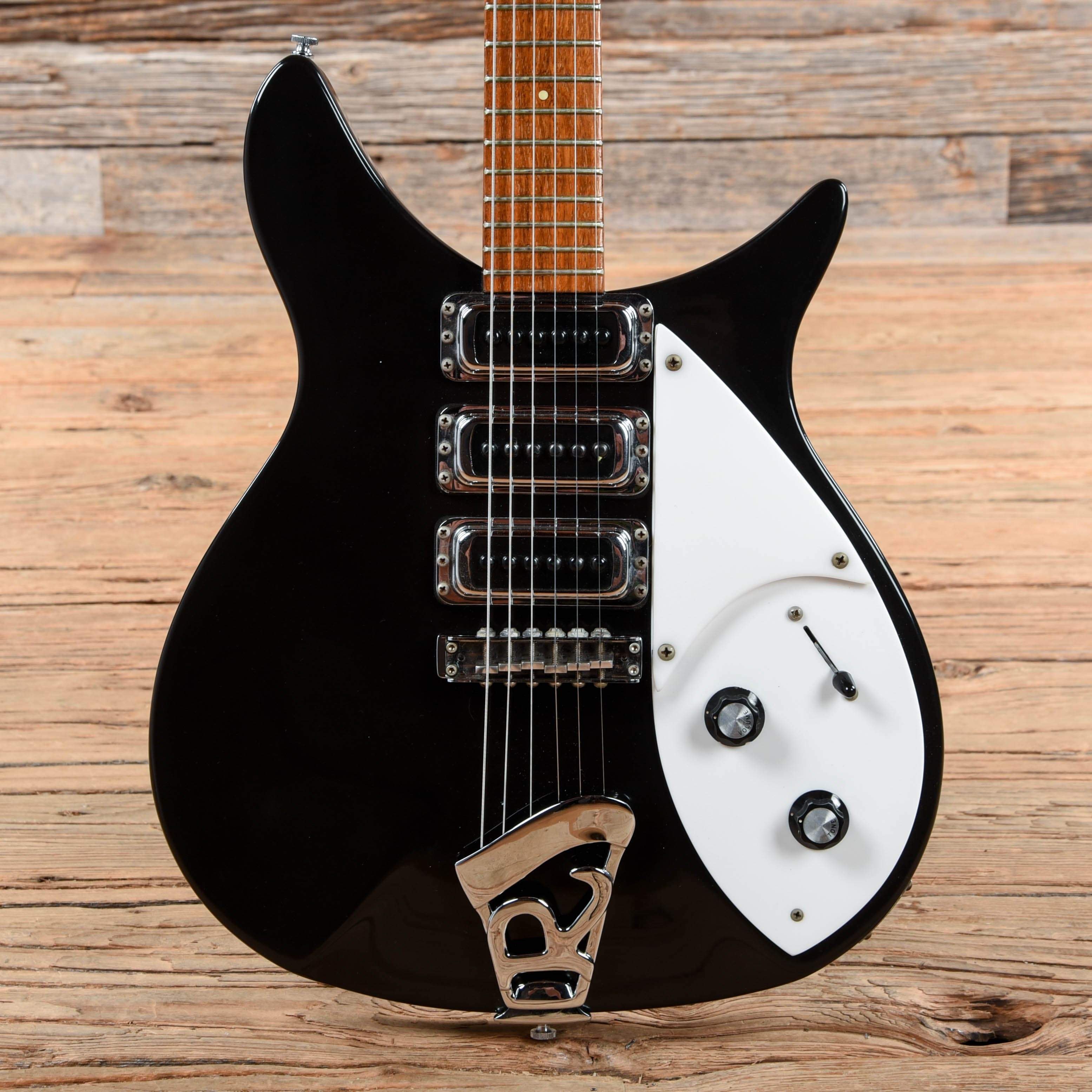 320 rickenbacker