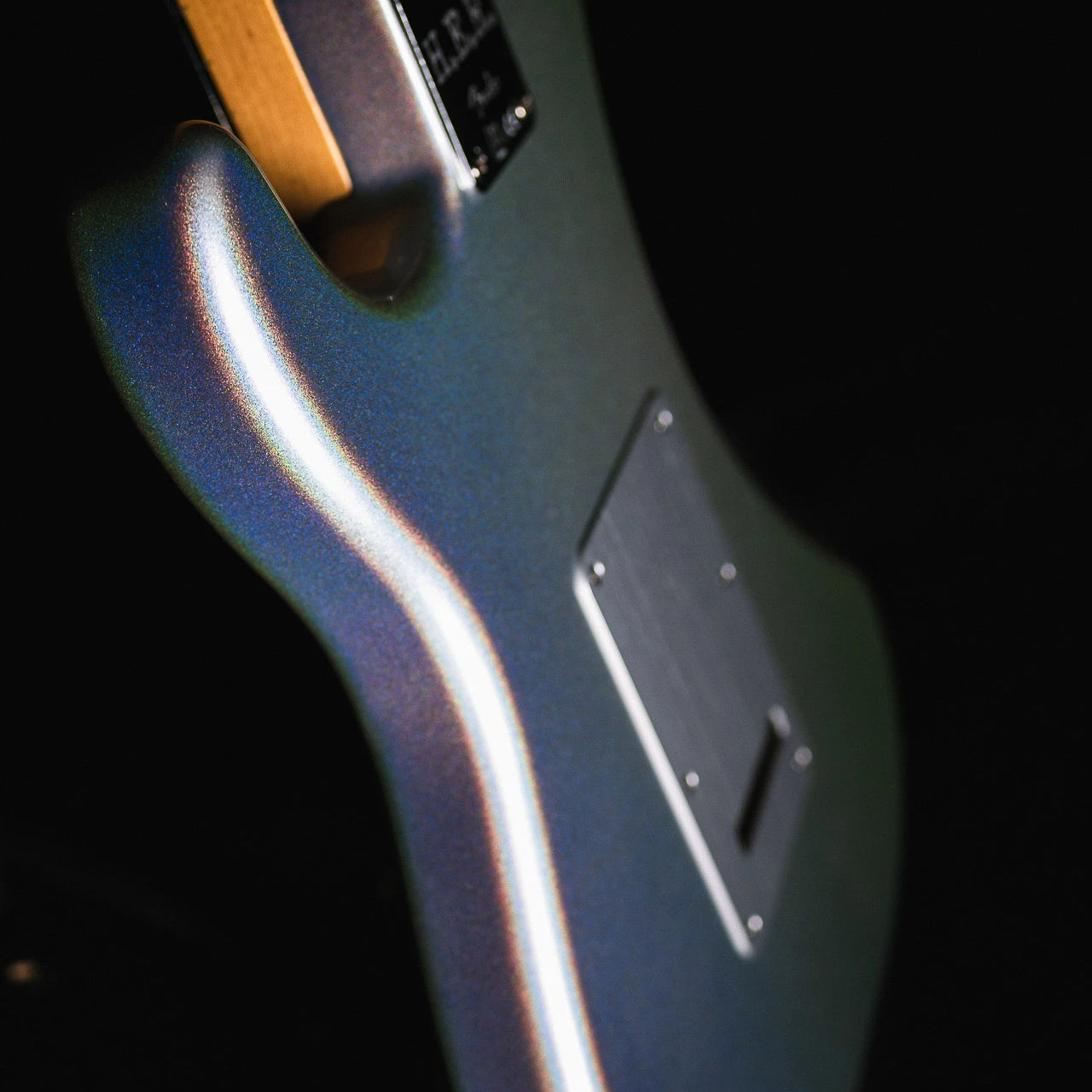 Fender Artist H.E.R. Stratocaster MN Chrome Glow