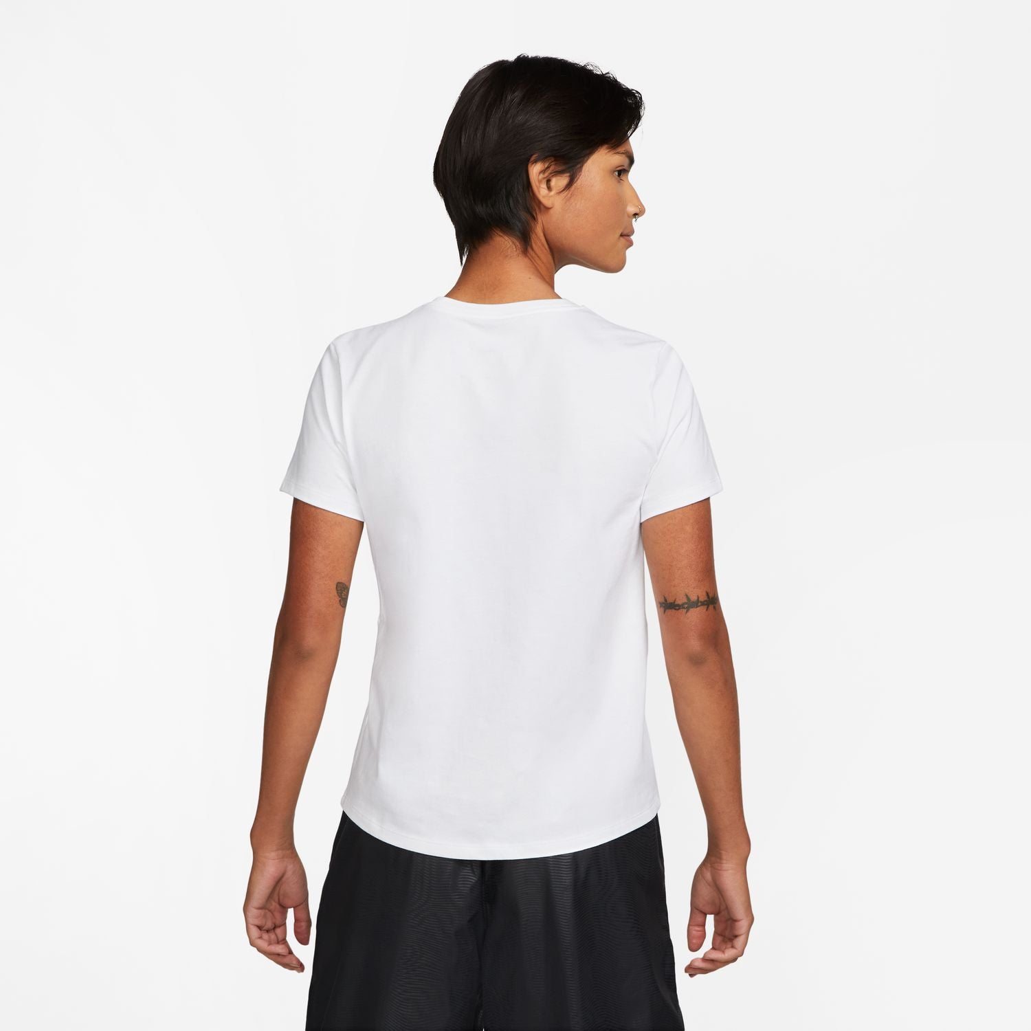 Nike Womens Sportswear Essentials Tee (DX7906-100) – STNDRD ATHLETIC CO.