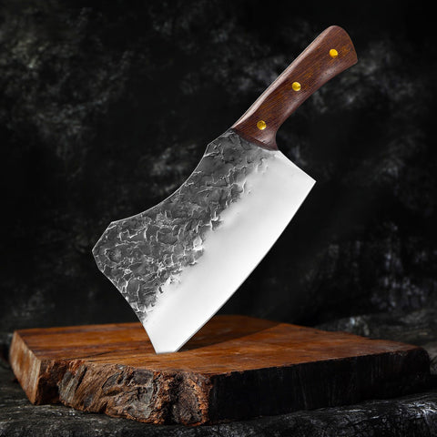 Carbon vs Stainless Steel Knives: The Pros and Cons — The Wildest Road