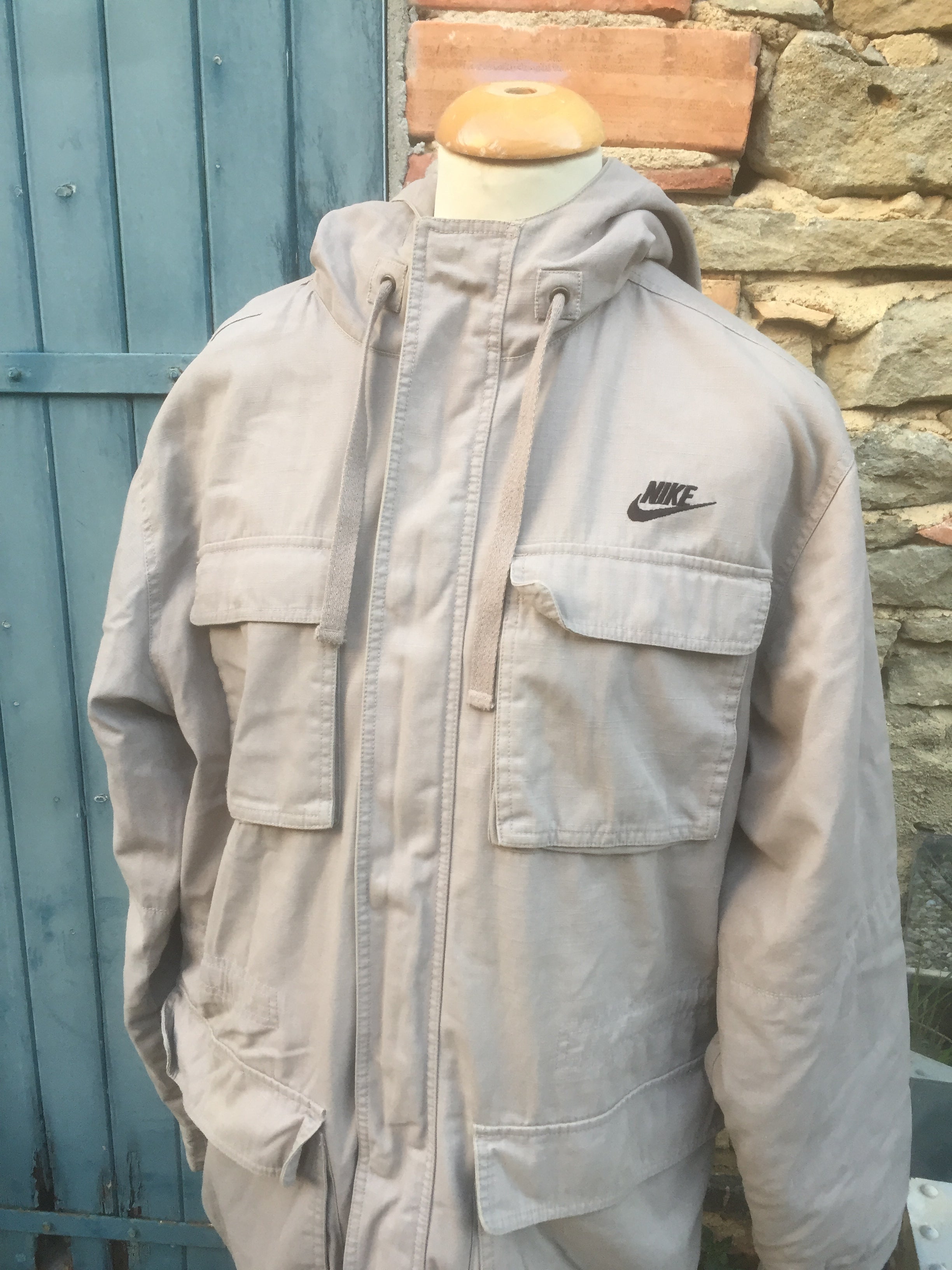 nike cargo jacket