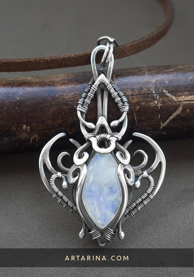 Moonstone silver necklace – Artarina