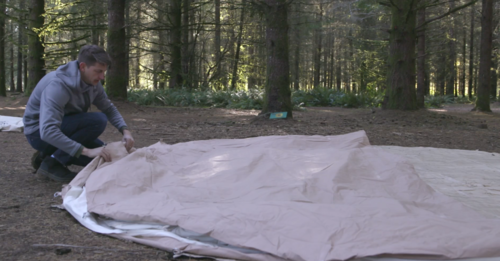 Folding a bell tent