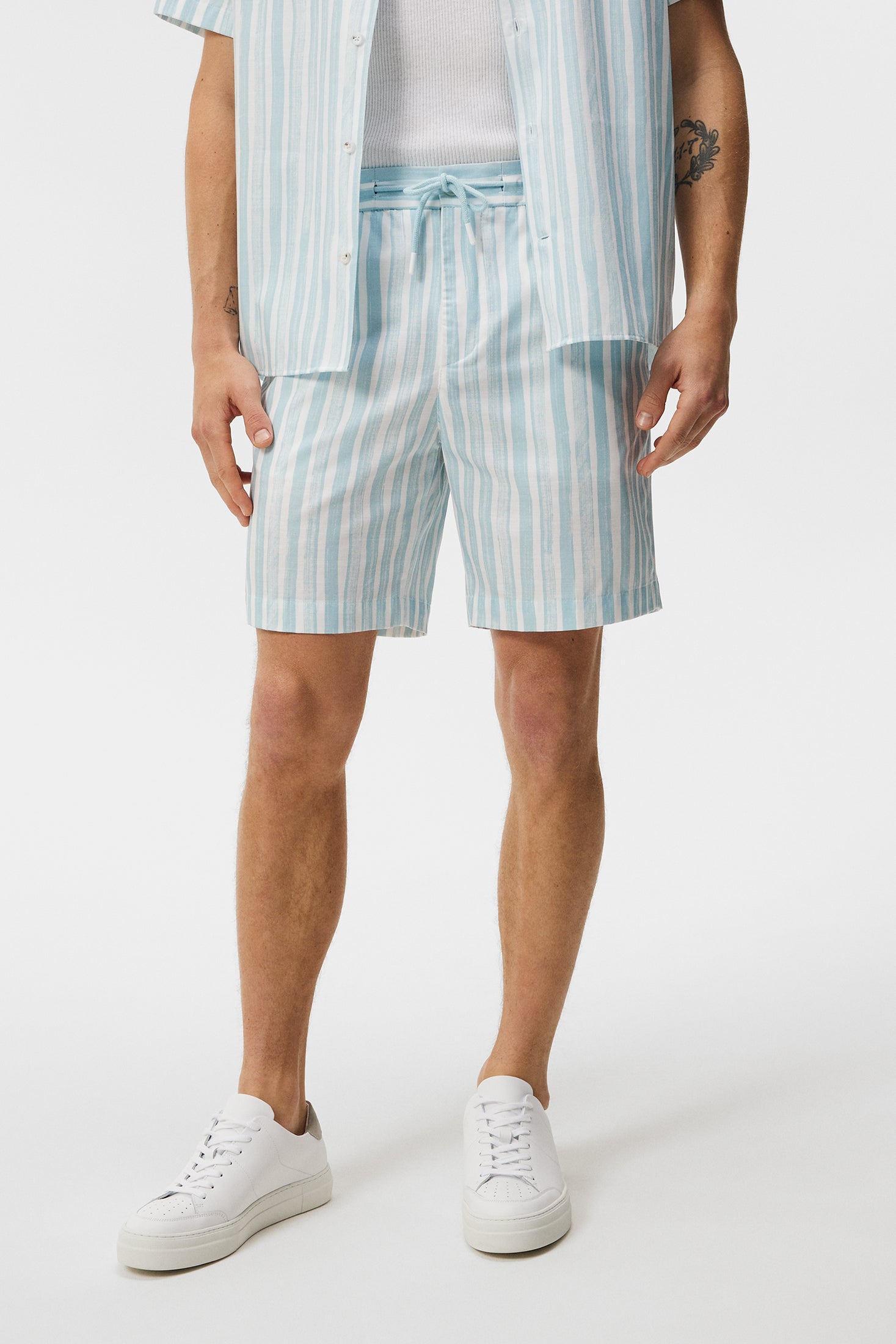 제이린드버그 J.LINDEBERG Earl Painted Stripe Shorts,Dream Blue