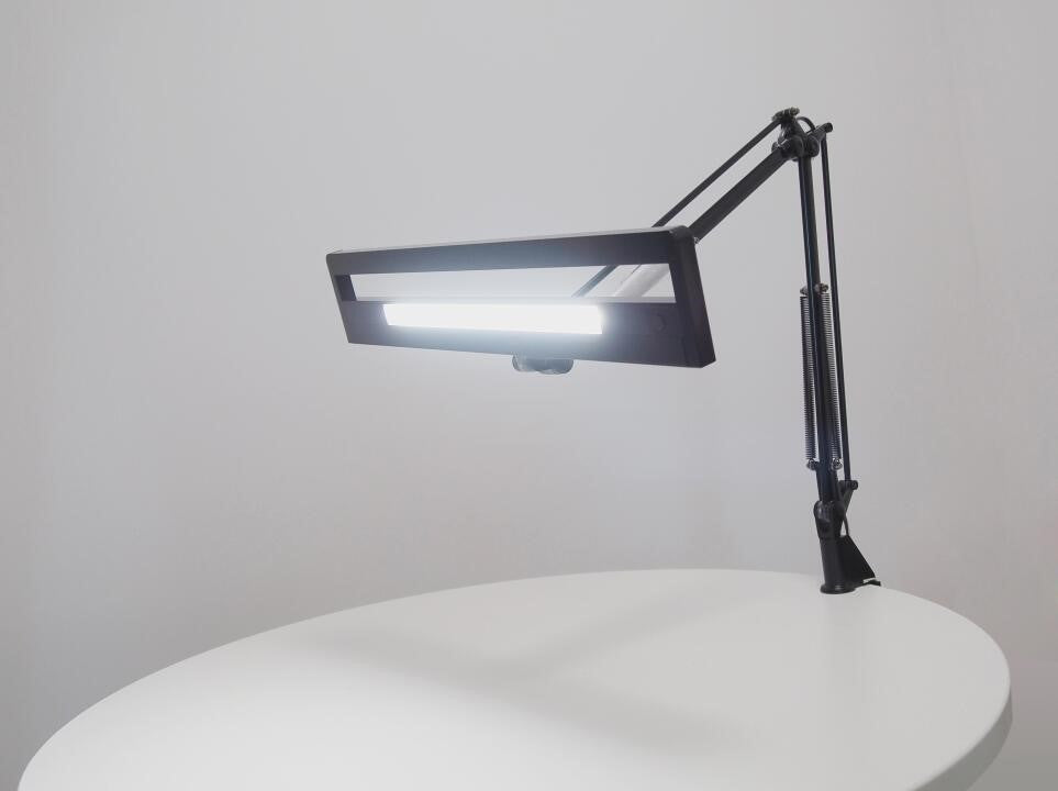 How To Find The Best Desk Lamp For Your Needs